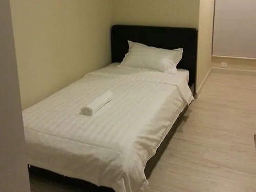Apartment Marina Travellers Suite At Sky Karamunsing Kota Kinabalu